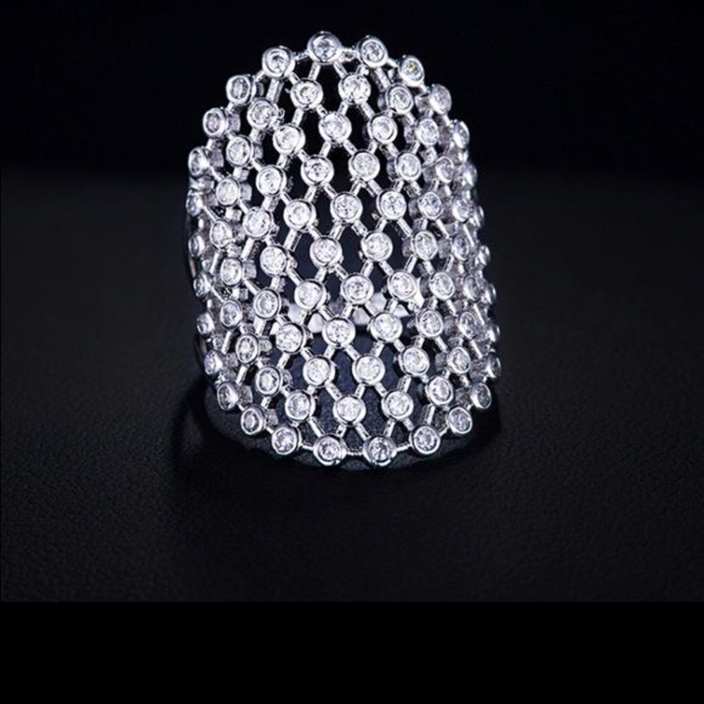 Ring - Picture 2 of 3